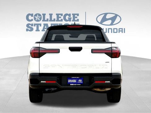 Used 2023 Hyundai Santa Cruz SEL AWD/4WD image 9