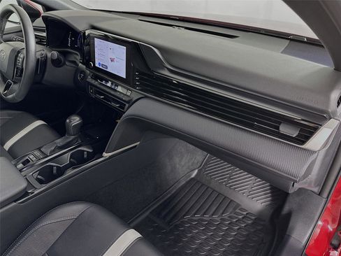 Certified 2025 Toyota Camry SE image 27