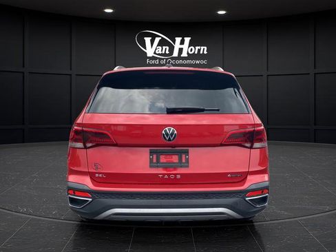 Used 2022 Volkswagen Taos SEL AWD/4WD image 4