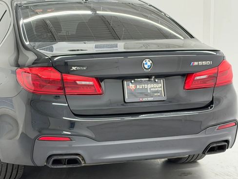 Used 2020 BMW M550i xDrive AWD/4WD image 39