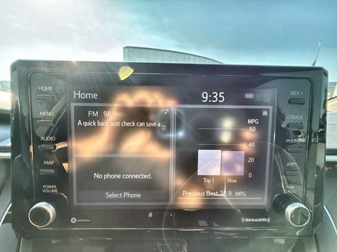 Used 2022 Toyota Corolla SE FWD image 16