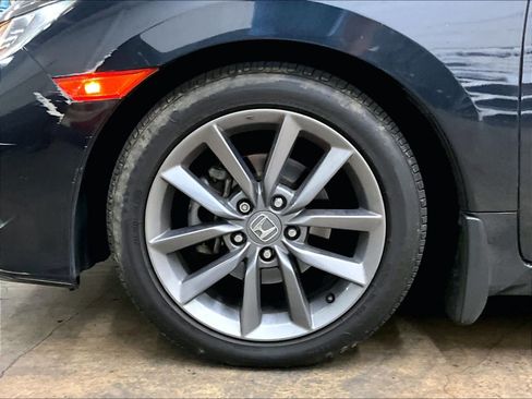 Used 2019 Honda Civic EX image 12