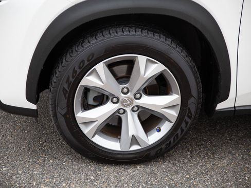 Used 2017 Lexus NX 200t AWD w/ Premium Package image 9