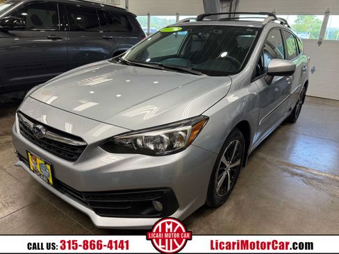 Used 2022 Subaru Impreza 2.0i Premium AWD/4WD image 1