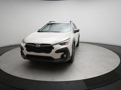 Used 2024 Subaru Crosstrek 2.0i Premium AWD/4WD image 12