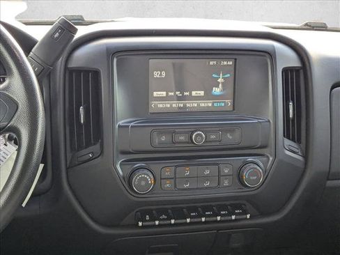 Used 2018 Chevrolet Silverado 2500 W/T w/ WT Convenience Package image 12