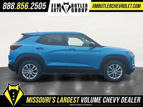 New 2026 Chevrolet TrailBlazer LS w/ LS Convenience Package FWD image 5