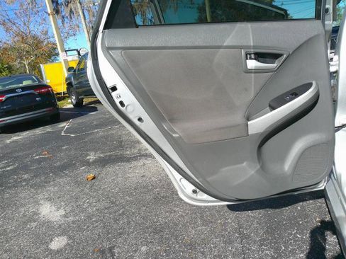 Used 2011 Toyota Prius Two image 24