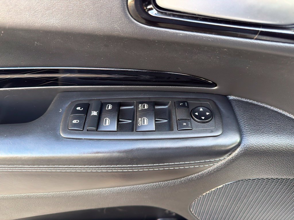 Used 2022 Dodge Durango Citadel RWD image 28