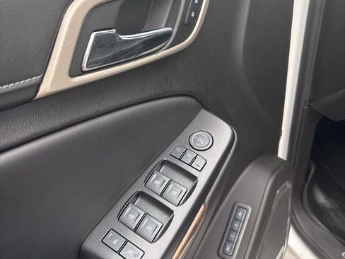 Used 2016 GMC Yukon Denali w/ Open Road Package image 13