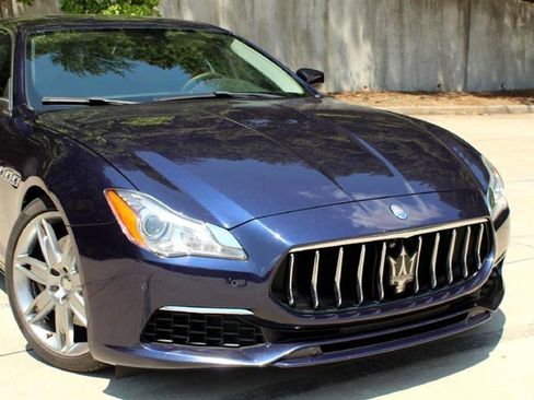 Used 2017 Maserati Quattroporte S GranLusso image 2