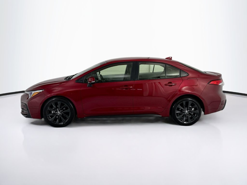 Used 2026 Toyota Corolla SE w/ Carpet Mat Package (TMS) FWD image 8