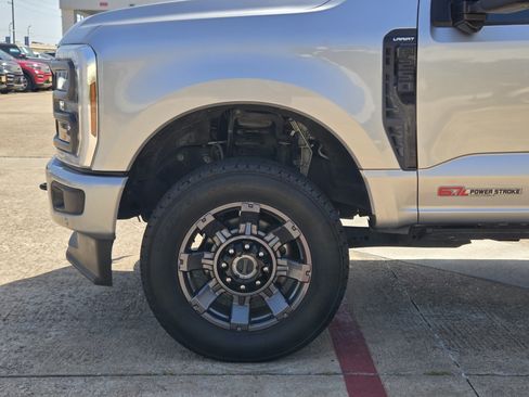 Certified 2024 Ford F250 Lariat w/ Lariat Ultimate Package AWD/4WD image 5