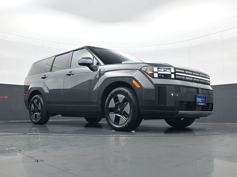 Certified 2026 Hyundai Santa Fe SE image 24