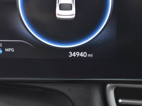 Used 2025 Hyundai Elantra SEL image 22