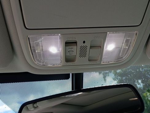 Used 2016 Honda CR-V EX-L image 21