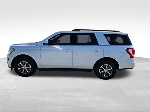 Used 2019 Ford Expedition XLT w/ Equipment Group 201A image 10