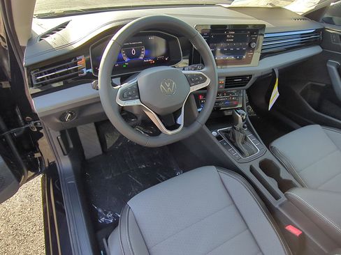 New 2026 Volkswagen Jetta SE image 11