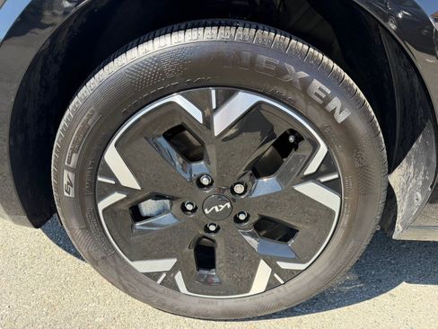 Used 2024 Kia Niro Wind FWD image 50