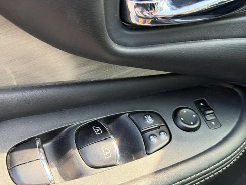 Used 2018 Nissan Murano Platinum w/ Cargo Package AWD/4WD image 15
