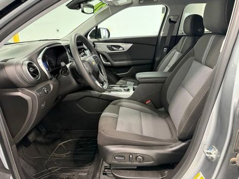 Used 2024 Chevrolet Blazer LT w/ Convenience Package FWD image 9