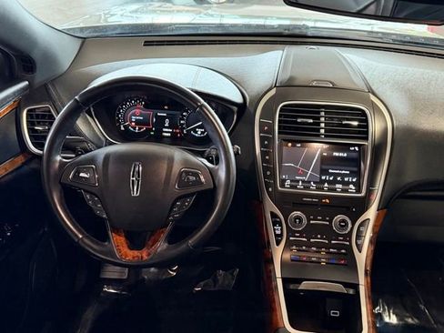 Used 2018 Lincoln MKX Reserve w/ Lincoln MKX Climate Package AWD/4WD image 17