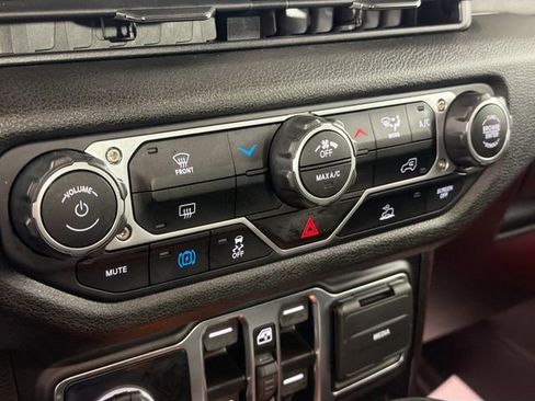 Used 2025 Jeep Wrangler Unlimited Sport S 4xe image 15