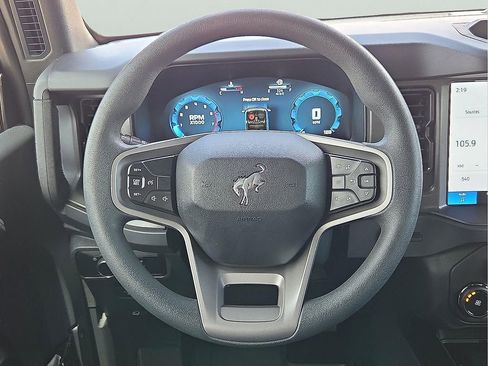 Used 2025 Ford Bronco 4-Door image 12