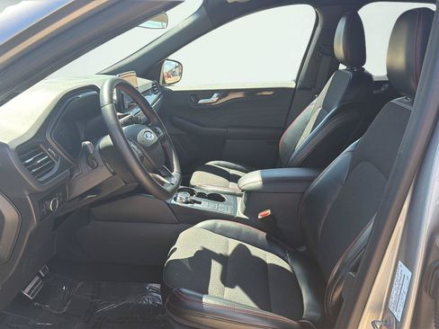 Used 2024 Ford Escape ST-Line AWD/4WD image 9