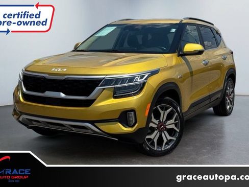 Used 2022 Kia Seltos SX w/ Sunroof Package AWD/4WD image 1