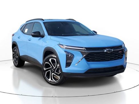Certified 2024 Chevrolet Trax RS w/ Sunroof Package FWD image 1
