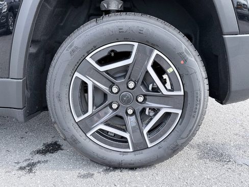 New 2026 Jeep Cherokee Laredo image 35