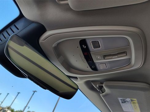 New 2026 Volvo XC90 B6 Plus w/ Protection Package Premier image 25