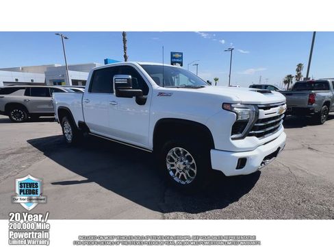Certified 2024 Chevrolet Silverado 2500 LTZ w/ LTZ Plus Package AWD/4WD image 4