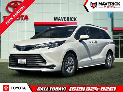 Used 2024 Toyota Sienna XLE w/ XLE Plus Package