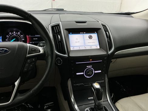 Used 2016 Ford Edge Titanium FWD image 36