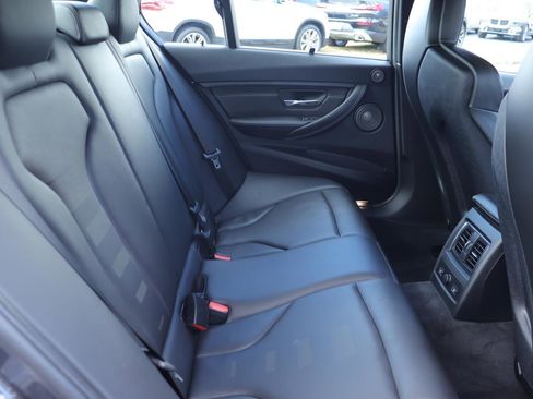 Used 2018 BMW M3 image 22