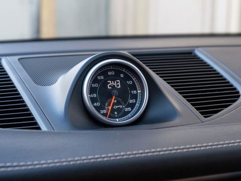 Used 2017 Porsche Macan GTS image 16