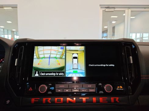 New 2026 Nissan Frontier PRO-4X w/ Pro-4x Convenience Package image 25