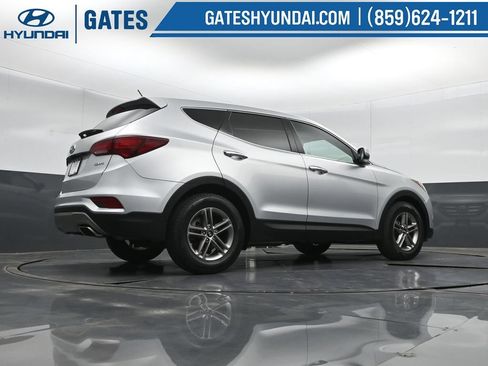 Used 2018 Hyundai Santa Fe Sport FWD image 33