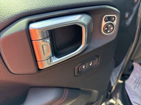 Used 2020 Jeep Gladiator Rubicon image 34