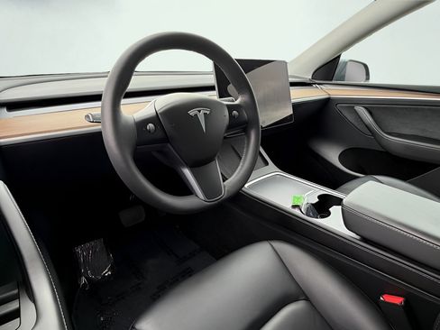 Used 2023 Tesla Model Y Long Range AWD/4WD image 15