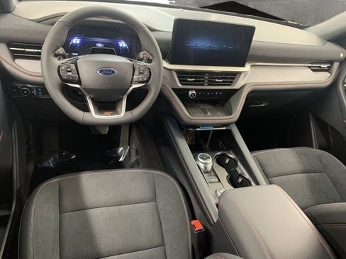 New 2025 Ford Explorer ST image 8