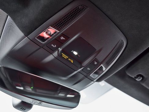 Used 2020 Porsche Taycan Turbo image 79