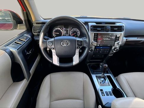 Used 2024 Toyota 4Runner Limited AWD/4WD image 6