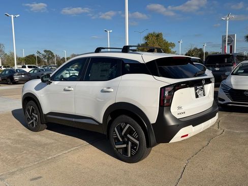 New 2026 Nissan Kicks SV w/ SV Premium Package FWD image 3