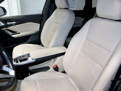 Used 2023 BMW X1 xDrive28i w/ Premium Package image 26