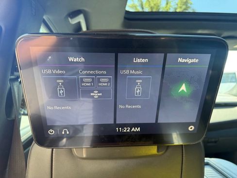 Used 2021 Chevrolet Suburban RST w/ Luxury Package AWD/4WD image 16