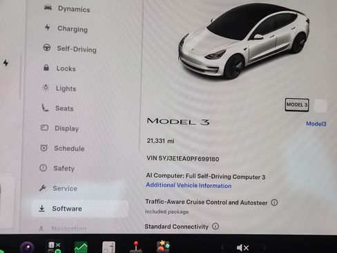 Used 2023 Tesla Model 3 Standard Range RWD image 23
