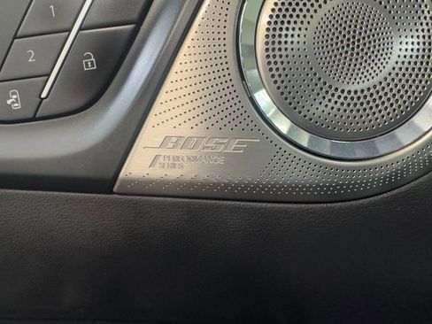 Used 2025 Buick Enclave Avenir w/ Super Cruise Package image 14